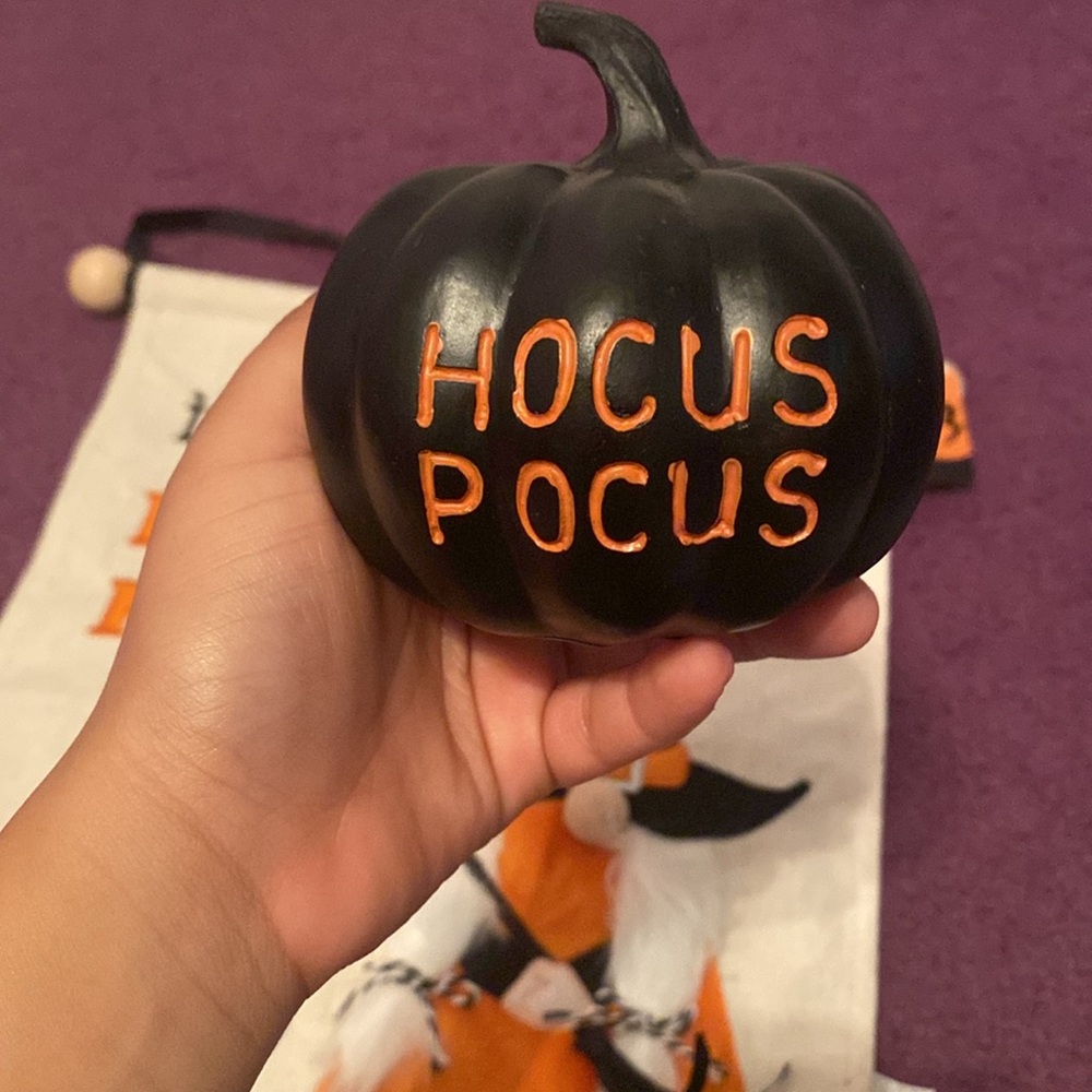 🎃NWT 3 piece Halloween hocus pocus witch bundle - Picture 10 of 13
